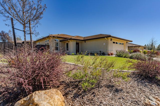 143 Emerald Ln, Jackson, CA 95642