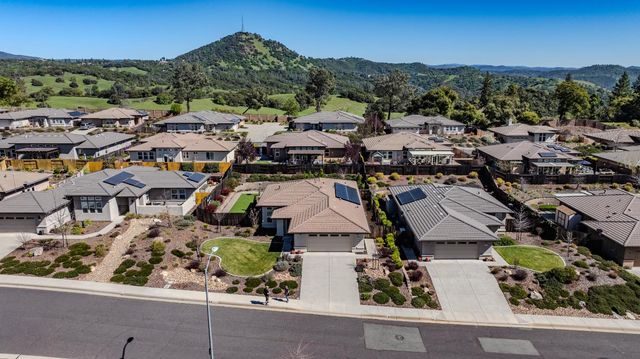 143 Emerald Ln, Jackson, CA 95642