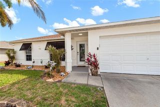 2939 NW 4th PL, Cape Coral, FL 33993