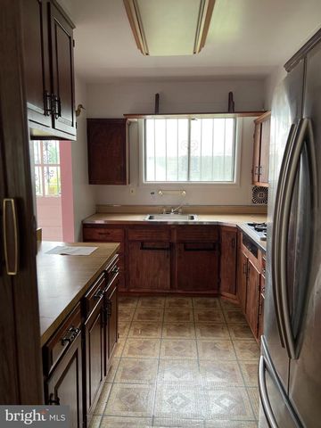 3226 ELBA DR, Baltimore, MD 21207