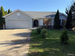 2212 Carter Road, Moscow Mills, MO 63362