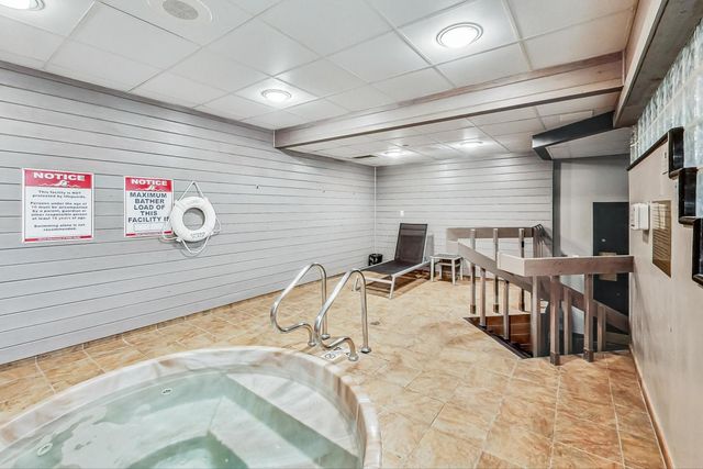 10 E ONTARIO Street 1205, Chicago, IL 60611