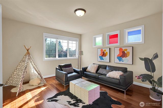 4563 162nd Lane SE, Bellevue, WA 98006