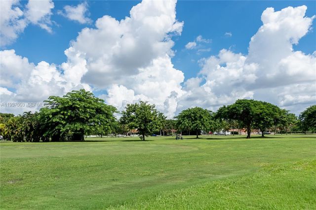1036 S Greenway Dr, Coral Gables, FL 33134