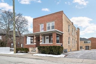 423 Funston Avenue 2F, Highwood, IL 60040