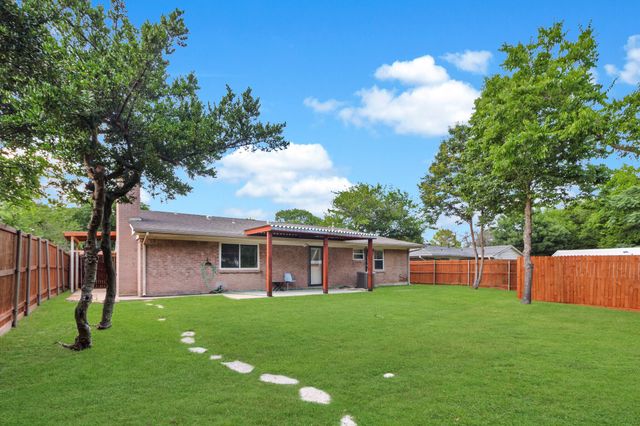 821 Wisteria Way, Richardson, TX 75080