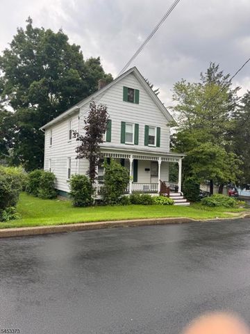 6 Fourth St, Sussex Boro, NJ 07461