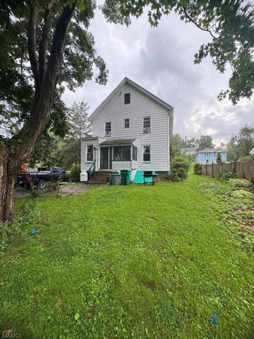 6 Fourth St, Sussex Boro, NJ 07461