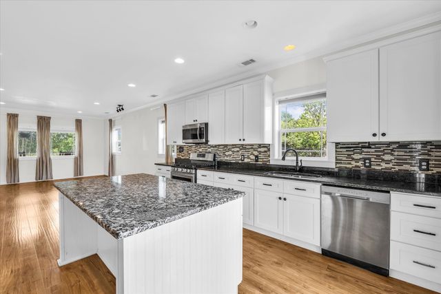 348 Barker Lane, Waco, TX 76705