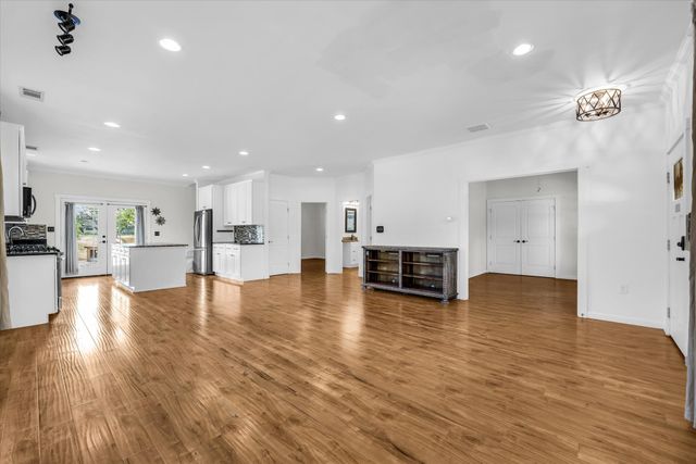 348 Barker Lane, Waco, TX 76705