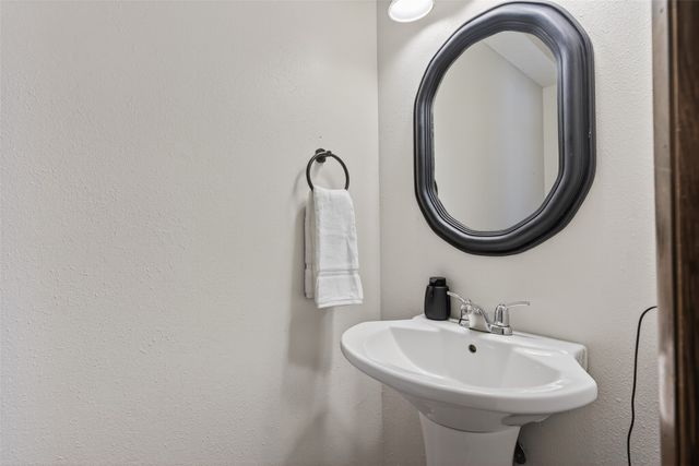 406 NW Kimberly Lane, Ankeny, IA 50023