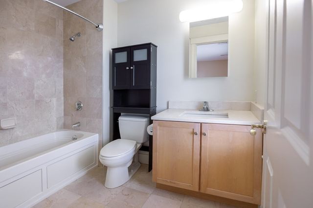 868 Highland Ave. 202, Needham, MA 02494