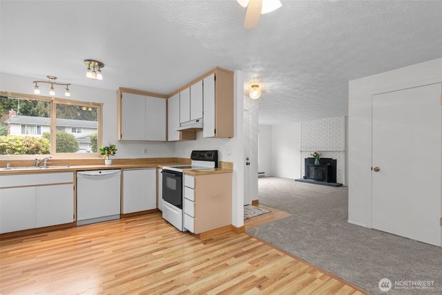 12830 55th Avenue SE, Everett, WA 98208