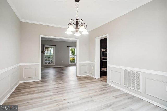 13205 PLEASANT GLEN CT, Herndon, VA 20171