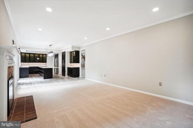13205 PLEASANT GLEN CT, Herndon, VA 20171
