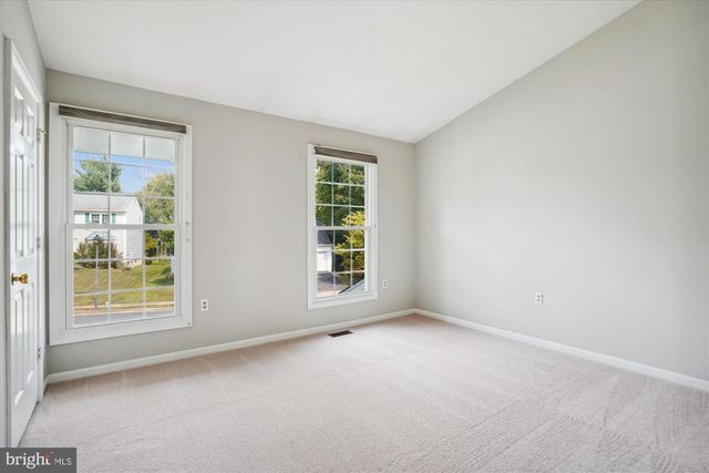 13205 PLEASANT GLEN CT, Herndon, VA 20171
