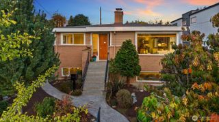 6024 48th Ave SW, Seattle, WA 98136