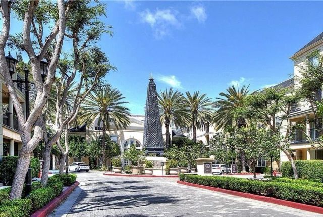 2418 Watermarke Place, Irvine, CA 92612
