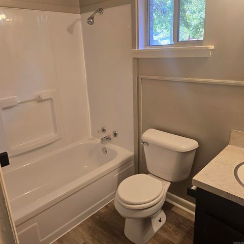 5823 LIberty Cove, Little Rock, AR 72209