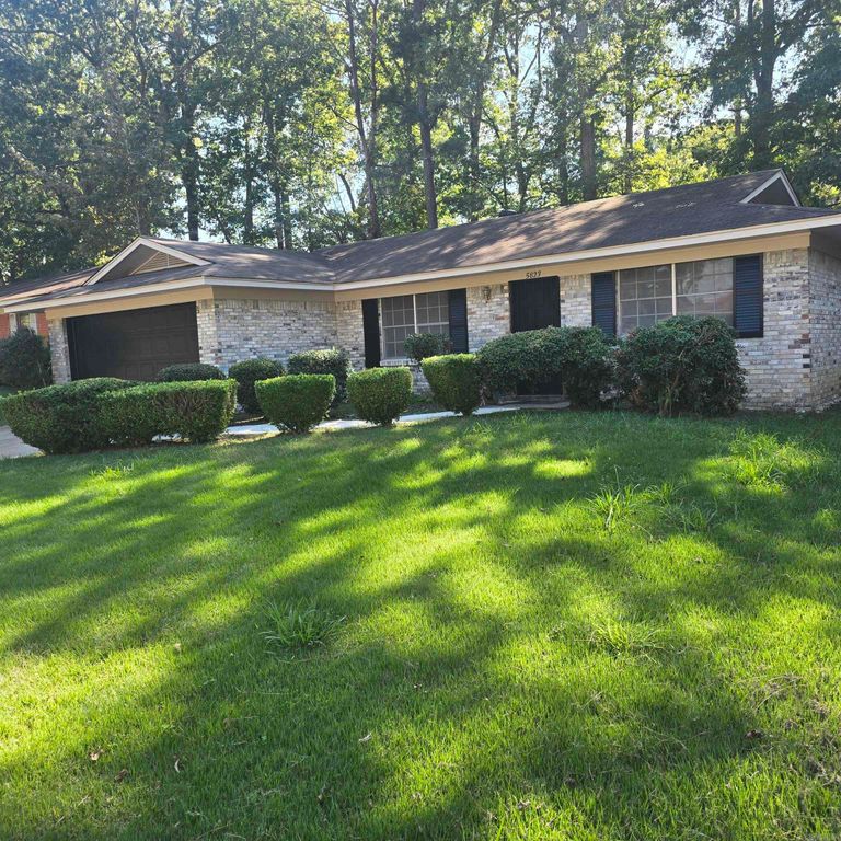 5823 LIberty Cove, Little Rock, AR 72209