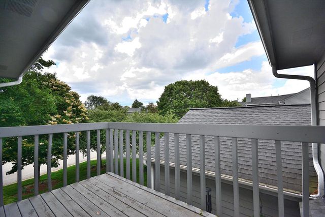 15651 W Ridge ROAD, New Berlin, WI 53151