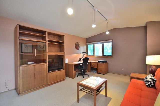 15651 W Ridge ROAD, New Berlin, WI 53151
