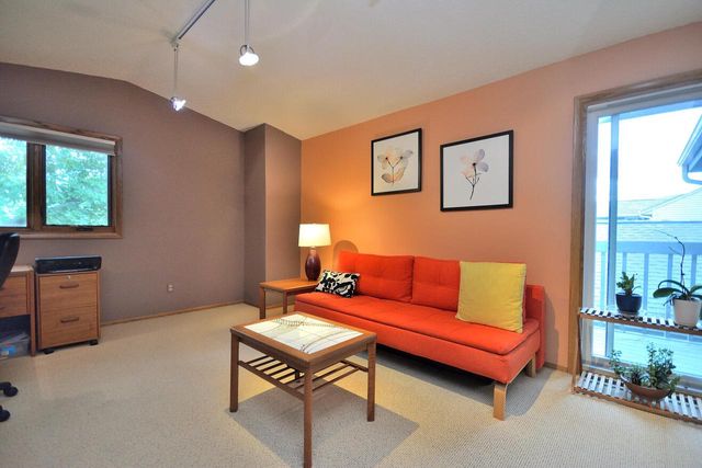 15651 W Ridge ROAD, New Berlin, WI 53151