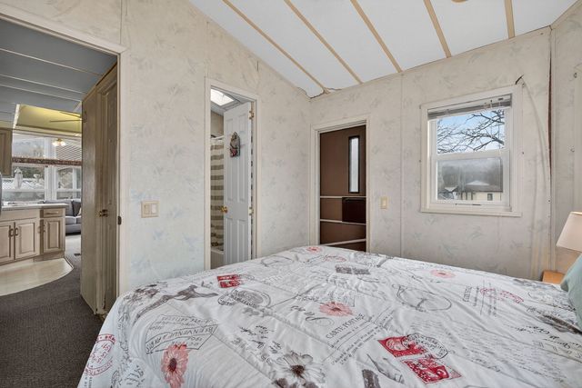 2 Largemouth Lane, Wilmington, IL 60481