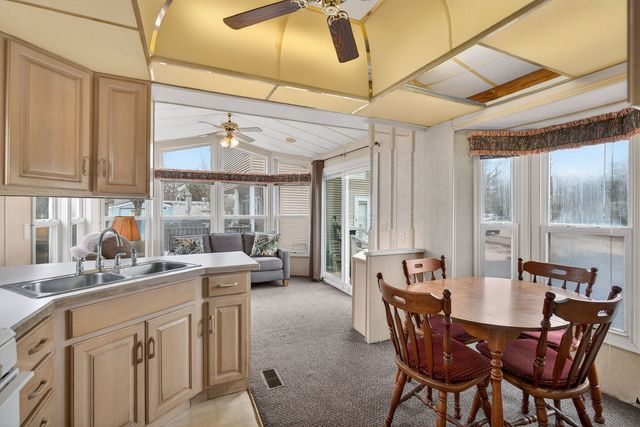 2 Largemouth Lane, Wilmington, IL 60481