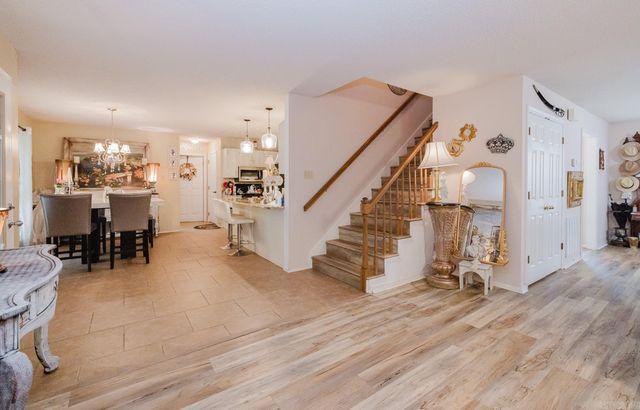 1307 River Oaks, Benton, AR 72019