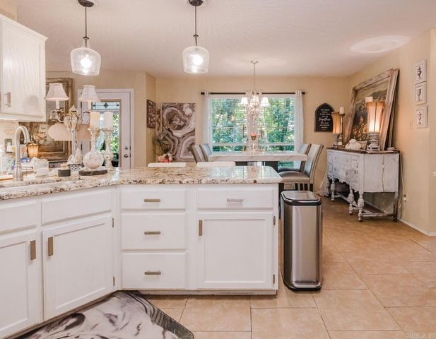 1307 River Oaks, Benton, AR 72019