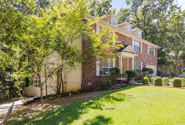 1307 River Oaks, Benton, AR 72019