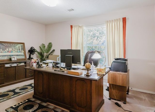 1307 River Oaks, Benton, AR 72019