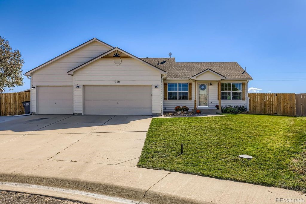 210 E Joshua Avenue, Keenesburg, CO 80643