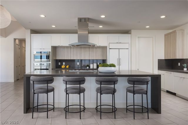 2192 Overlook Canyon Lane, Henderson, NV 89052