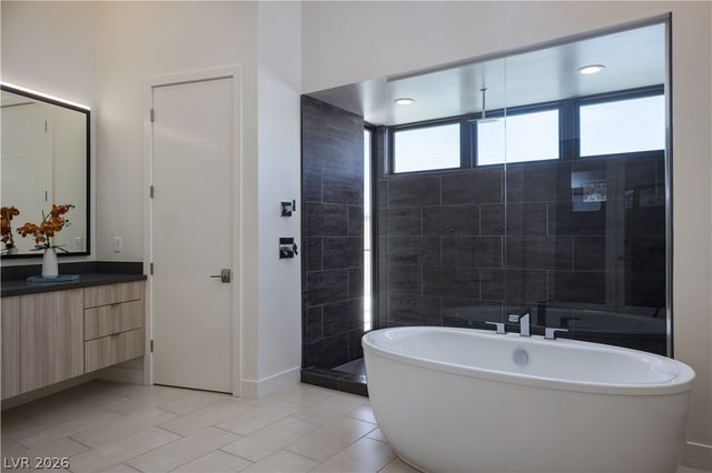 2192 Overlook Canyon Lane, Henderson, NV 89052