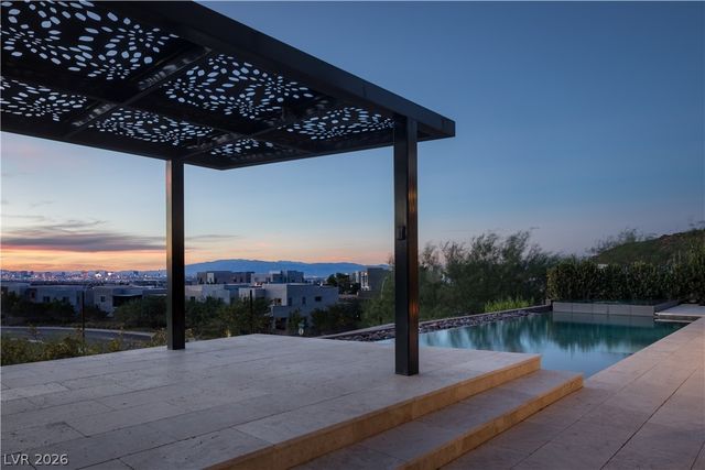 2192 Overlook Canyon Lane, Henderson, NV 89052