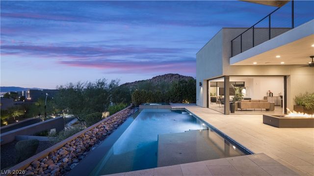 2192 Overlook Canyon Lane, Henderson, NV 89052