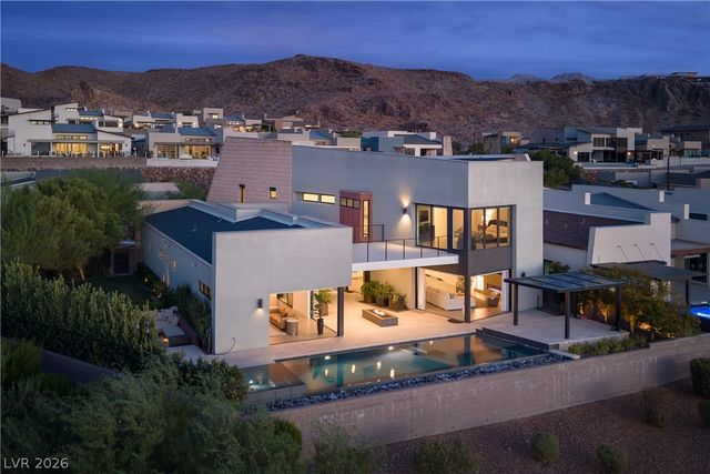 2192 Overlook Canyon Lane, Henderson, NV 89052