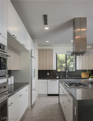 2192 Overlook Canyon Lane, Henderson, NV 89052