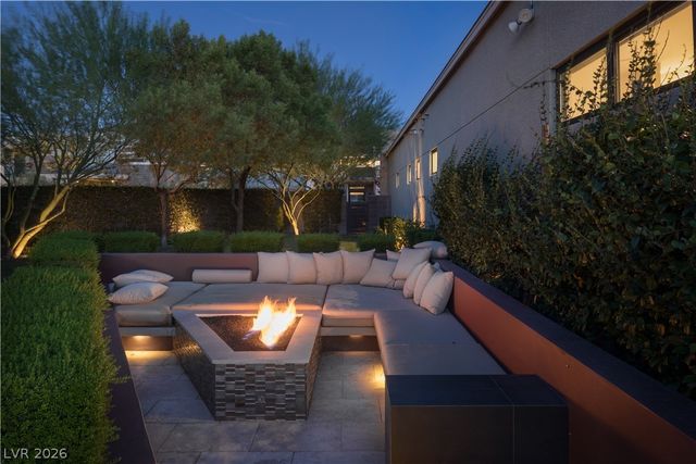 2192 Overlook Canyon Lane, Henderson, NV 89052