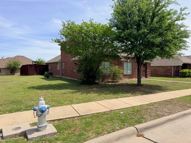 1901 Clearbrook Court, Wylie, TX 75098