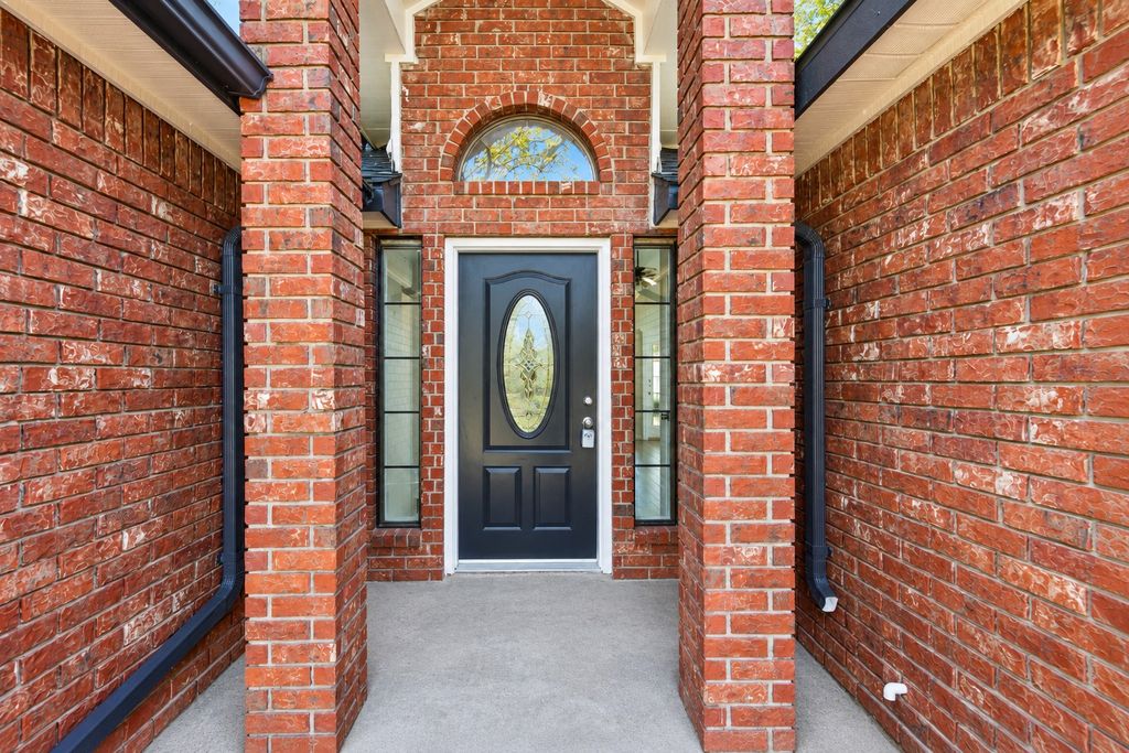 6807 Keeler Drive, Arlington, TX 76001 — photo 4