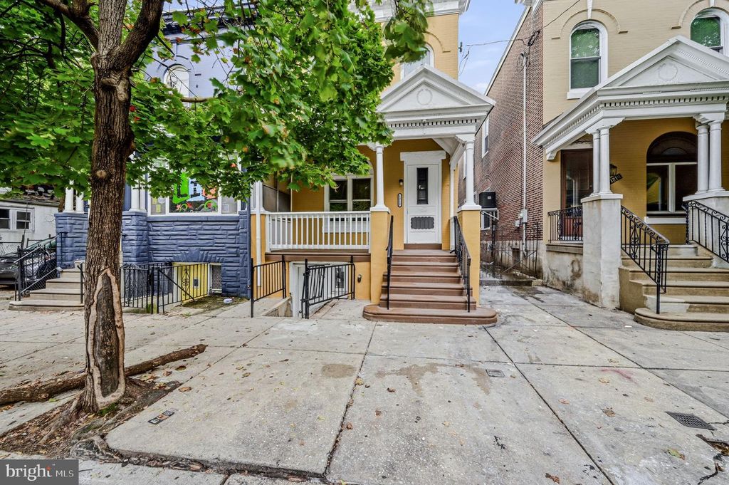 1212 N 59TH ST, PHILADELPHIA, PA 19151 — exterior