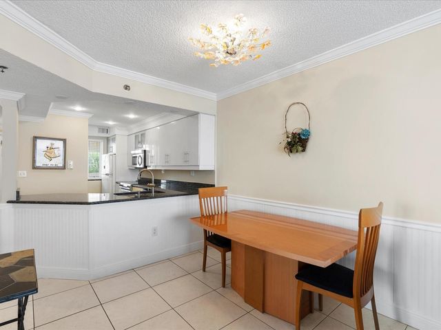 18260 N Bay Road 304, Sunny Isles Beach, FL 33160