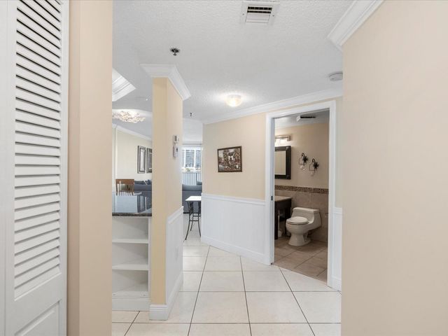 18260 N Bay Road 304, Sunny Isles Beach, FL 33160