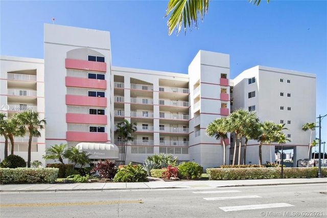 18260 N Bay Road 304, Sunny Isles Beach, FL 33160