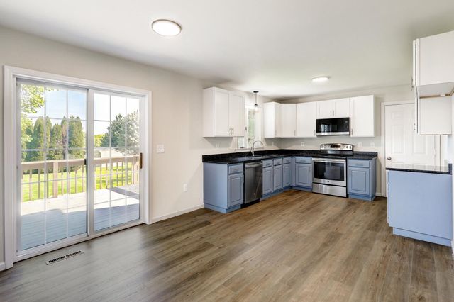 706 ROSEMONT DR, Lititz, PA 17543