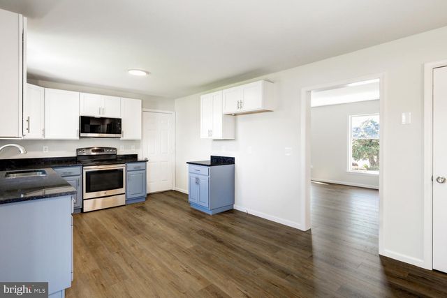 706 ROSEMONT DR, Lititz, PA 17543
