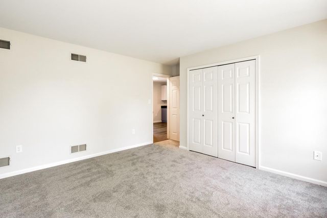 706 ROSEMONT DR, Lititz, PA 17543